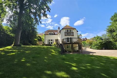 Holly Cottage Tarn Road, Hindhead, GU26 6TP