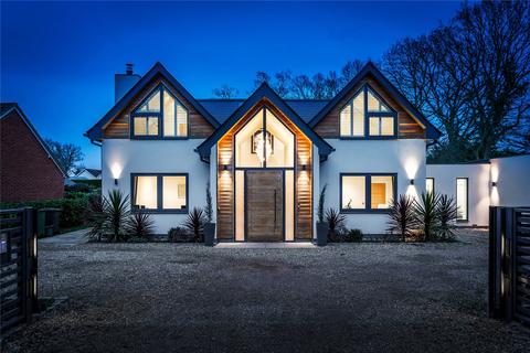 38 Streets Heath, West End, Woking, GU24 9QU