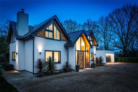 38 Streets Heath, West End, Woking, GU24 9QU