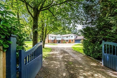 5 bedroom detached house for sale, Worplesdon, Surrey, GU22