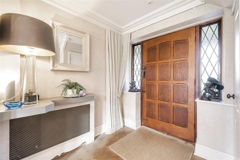 The Laurels, 15 Kettlewell Close, Woking, GU21 4HY