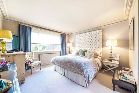 The Laurels, 15 Kettlewell Close, Woking, GU21 4HY