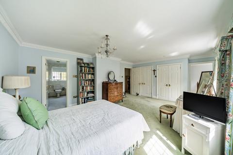 Flint House Oak End Way, Woodham, Addlestone, KT15 3DY