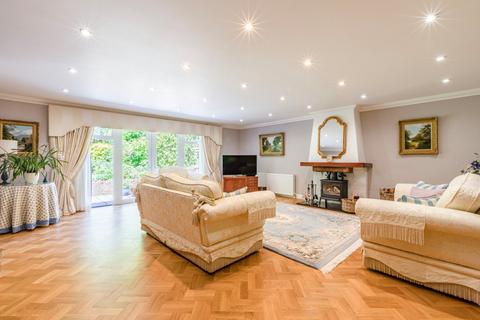 Sylvae Forest Road, Woking, GU22 8LS