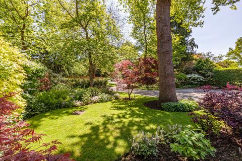 Sylvae Forest Road, Woking, GU22 8LS