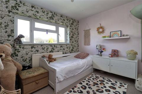 3 bedroom end of terrace house for sale, Kingfield, Woking GU22