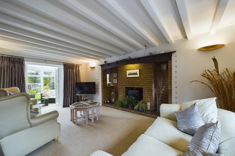 4 bedroom detached house for sale, Church Lane, Breadsall