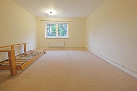 2 bedroom apartment to rent, The Alders, Uxbridge UB9