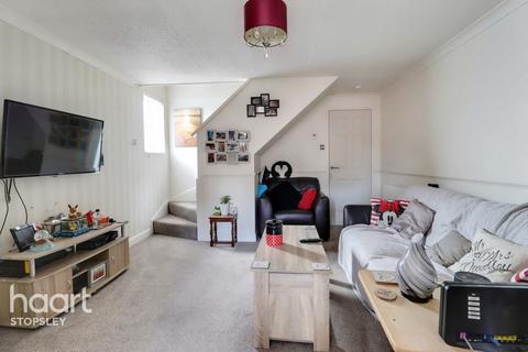 2 bedroom semi-detached house for sale, Hedley Rise, Luton