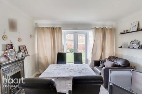 4 Hedley Rise, Luton, LU2 9UD