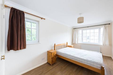 2 bedroom flat to rent, Bedser Close, Vauxhall, London, SE11