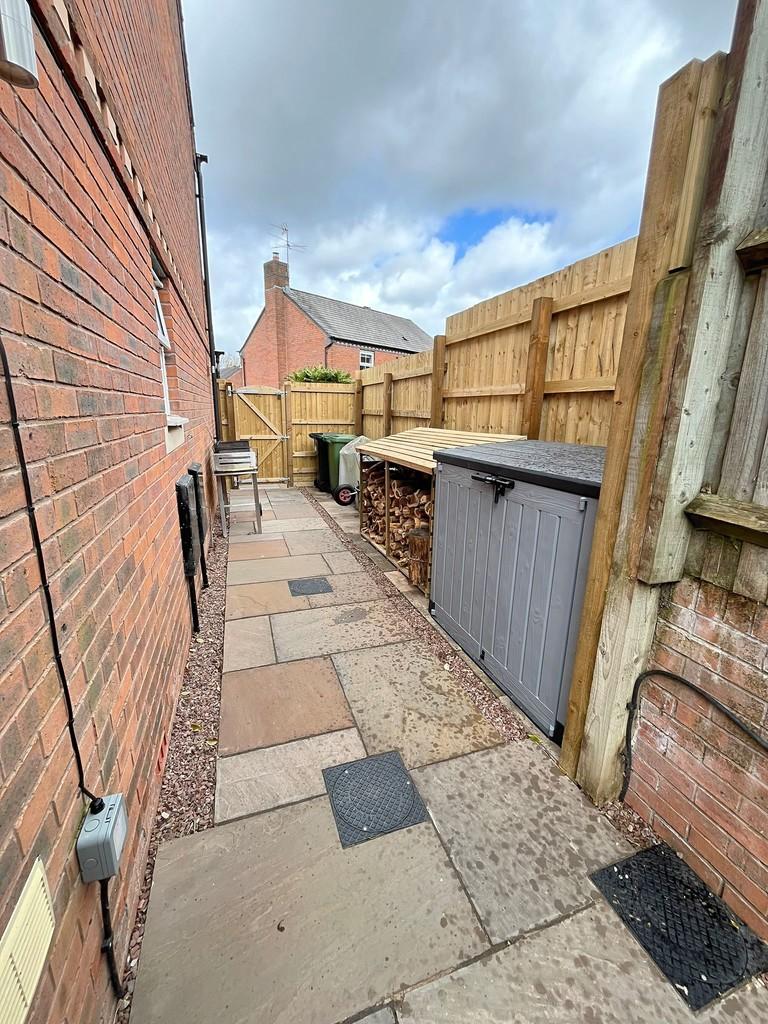 Side Passage