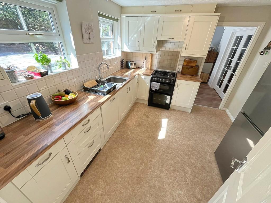 Kitchen alt angle best