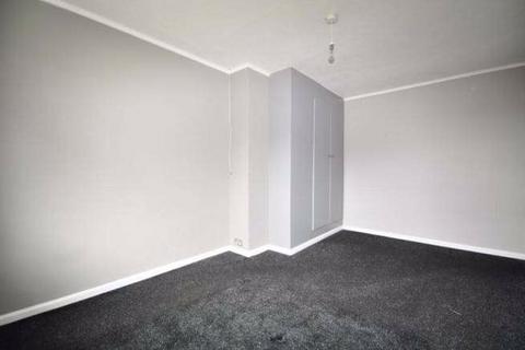 38 Deakin Leas, Tonbridge, TN9 2JX