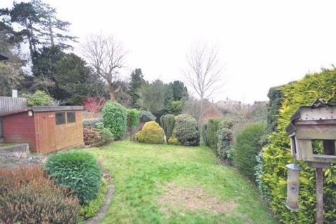 38 Deakin Leas, Tonbridge, TN9 2JX