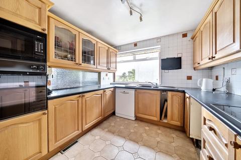 4 bedroom detached house for sale, Downs Court Road, Purley