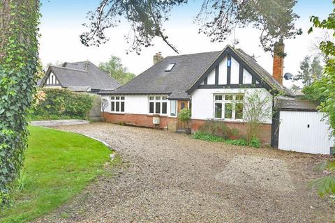 5 bedroom chalet for sale, Caring Lane, Maidstone