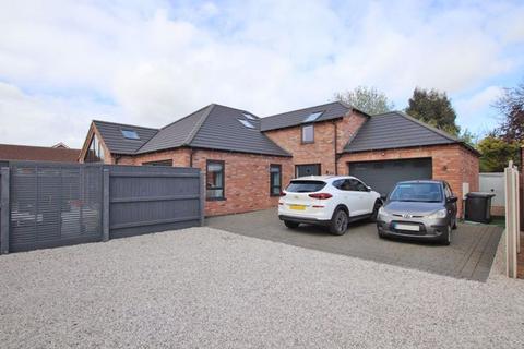Sunrise Chapel Road, Tetney, Grimsby, DN36 5JQ