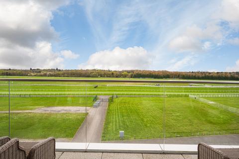 2 bedroom flat for sale, Kingman Way, Newbury, RG14