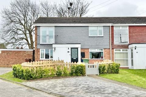 2 bedroom flat for sale, CLAYMORE CLOSE, CLEETHORPES