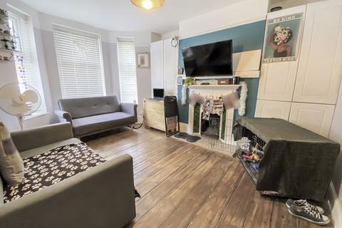 2 bedroom apartment to rent, Quayside Road, Southampton, SO18 1AE
