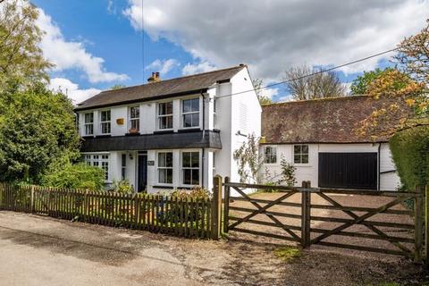 3 bedroom detached house for sale, Wootton Lane, Canterbury