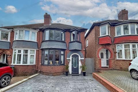 3 bedroom semi-detached house for sale, The Broadway, West Bromwich