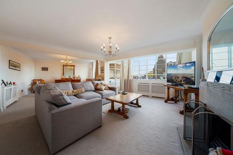 3 bedroom apartment for sale, Cholmeley Park, Highgate N6
