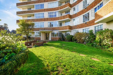 3 bedroom apartment for sale, Cholmeley Park, Highgate N6