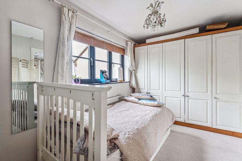 Bedroom 2 /...