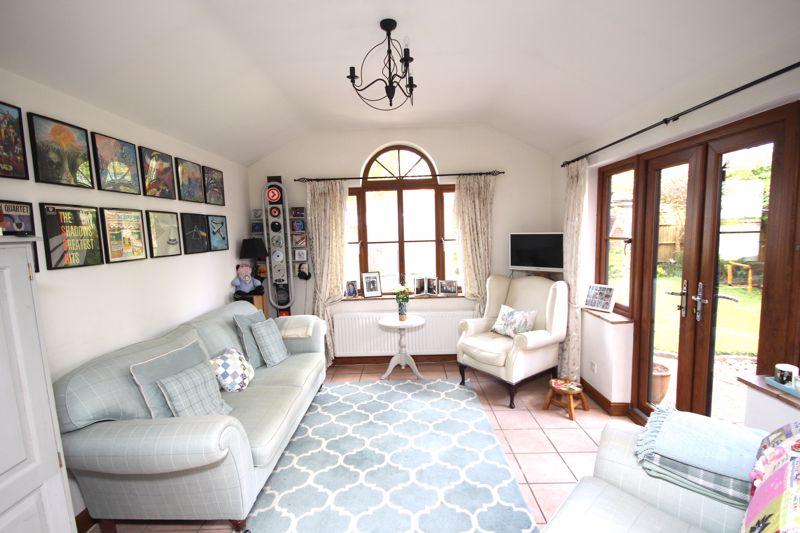 Garden room