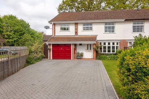 5 bedroom semi-detached house for sale, West Totton