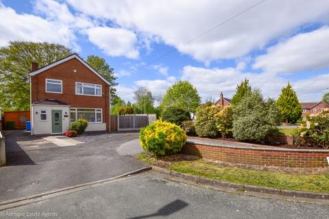 3 bedroom detached house for sale, Tarn Court, Woolston, WA1 4QA