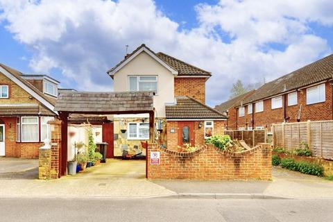 undefined, Heath Road, Uxbridge, UB10