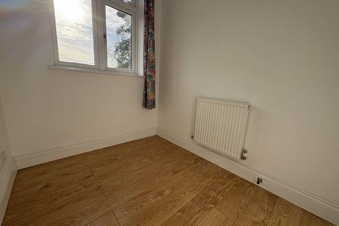 undefined, Uxbridge Road, Southall, UB1