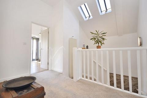 Flat 3, The Pump House Beach Approach, Brixham, TQ5 8JL