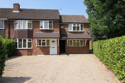 2 bedroom apartment to rent, Austenwood Close, Chalfont St Peter