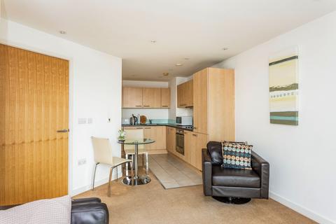 1 bedroom apartment to rent, The Crescent Building, Gunwharf Quays, PO1