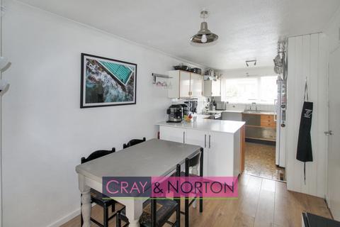 5 Merlin Close, Croydon, CR0 5UQ