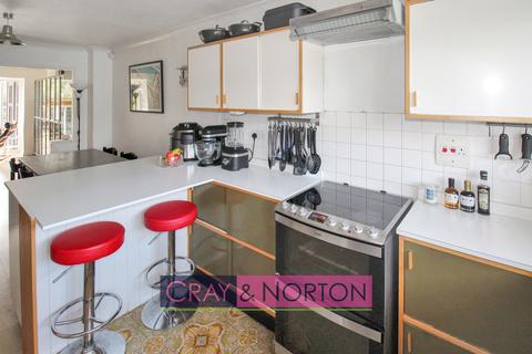 5 Merlin Close, Croydon, CR0 5UQ