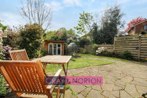 5 Merlin Close, Croydon, CR0 5UQ