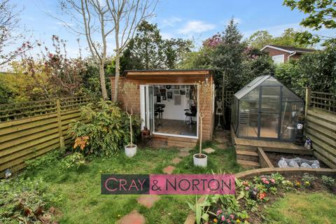 5 Merlin Close, Croydon, CR0 5UQ
