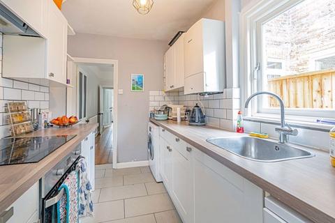 3 bedroom terraced house for sale, Angel Road, Thames Ditton, KT7