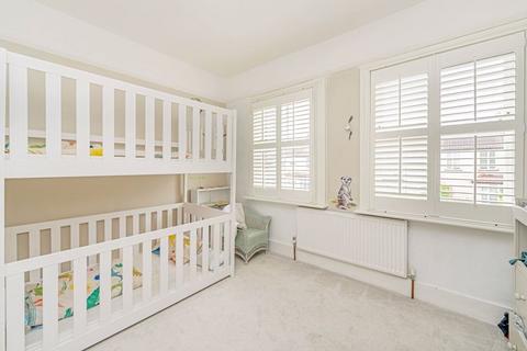 74 Angel Road, Thames Ditton, KT7 0AZ