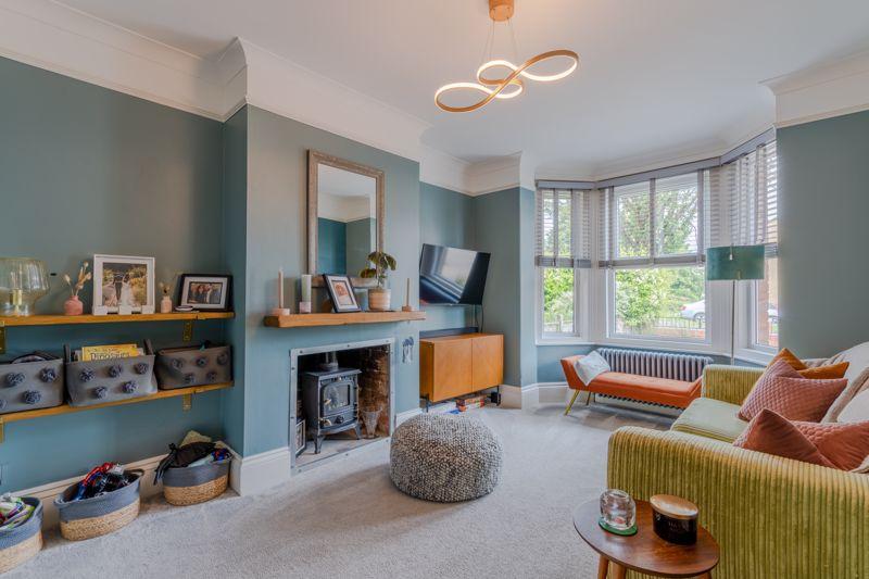 Whaddon Road, Cheltenham GL52 3 bed semidetached house for sale £392,000