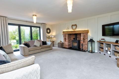 4 bedroom detached house for sale, Middle Lane, Cold Hatton, Telford