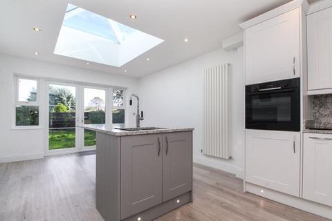 4 Blunham Road, Moggerhanger, Bedford, MK44 3RD