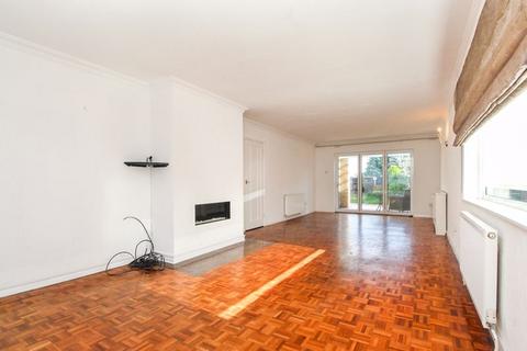 4 Blunham Road, Moggerhanger, Bedford, MK44 3RD
