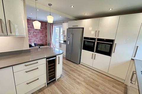 39 Cherry Orchard, Pershore, WR10 1EL