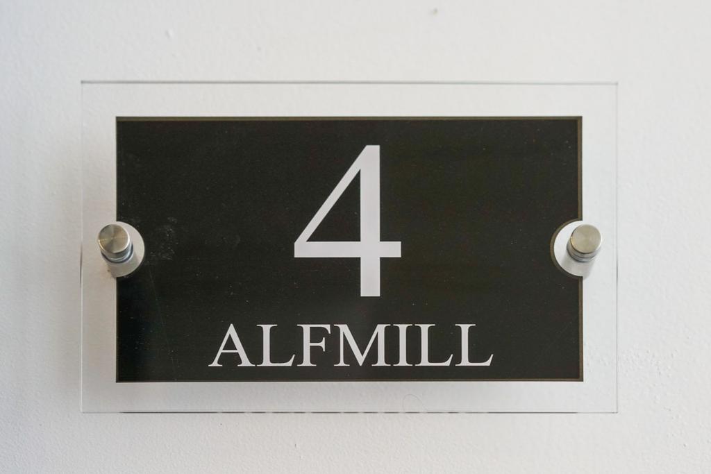 Photograph 30